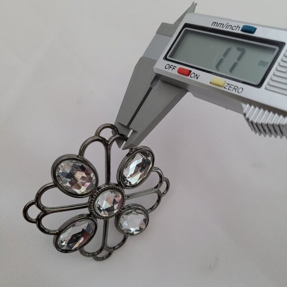 Square Lattice Rhinestone Gunmetal Metal Medallion Plate 2.35" x 2.35" - Picture 5 of 7